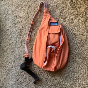 Kavu Rope Sling: Compact crossbody bag